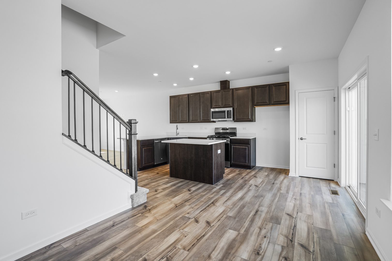 103 Harvest Lane, West Dundee, IL 60118