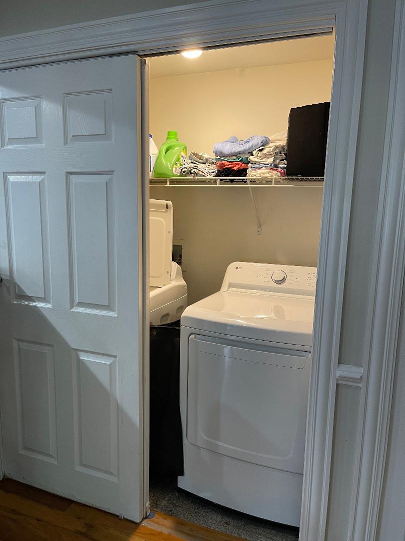 2501 W Touhy Avenue #102, Chicago, IL 60645