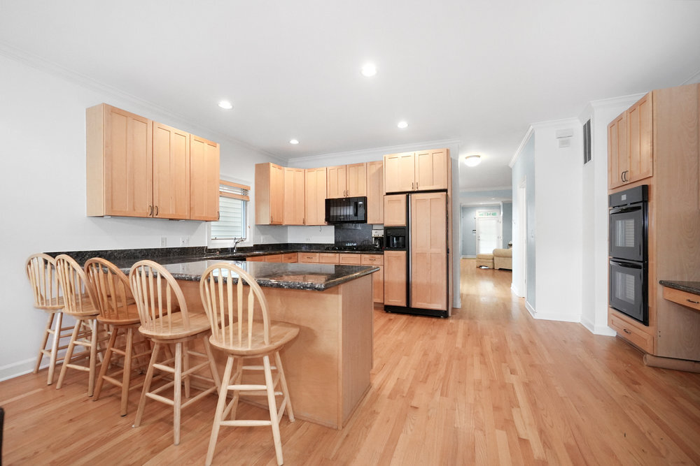 1746 W Byron Street, Chicago, IL 60613