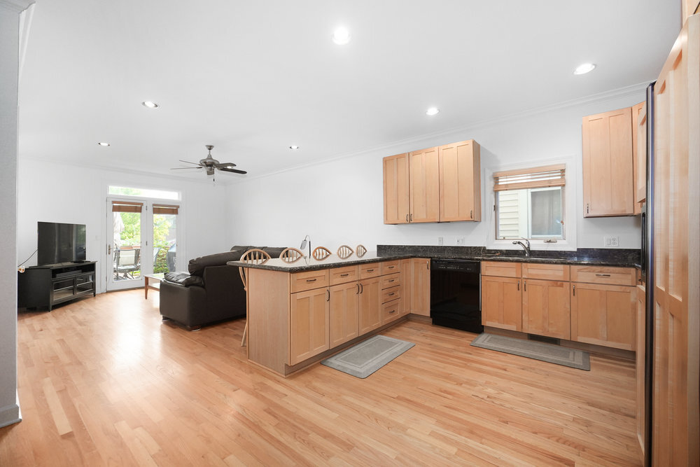 1746 W Byron Street, Chicago, IL 60613