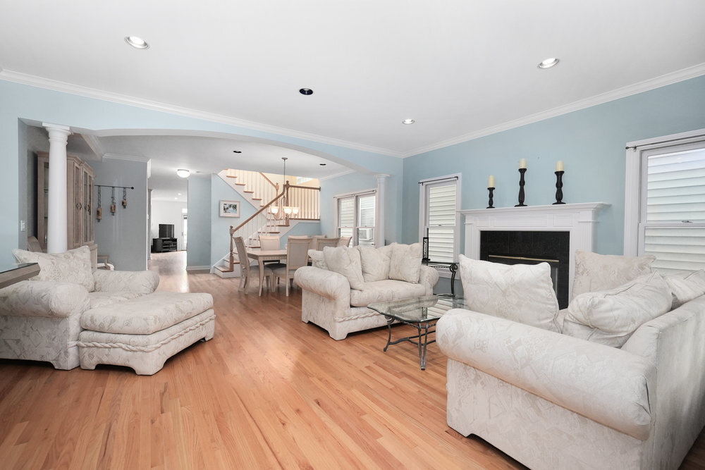 1746 W Byron Street, Chicago, IL 60613