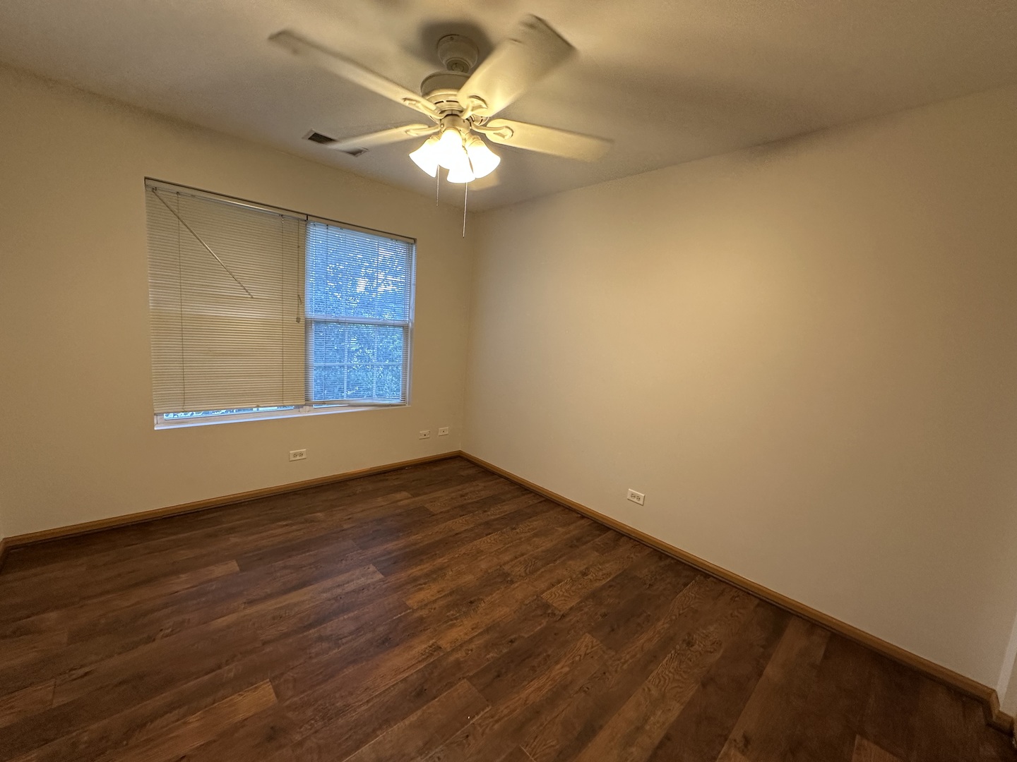 2341 Stoughton Circle #2341, Aurora, IL 60502
