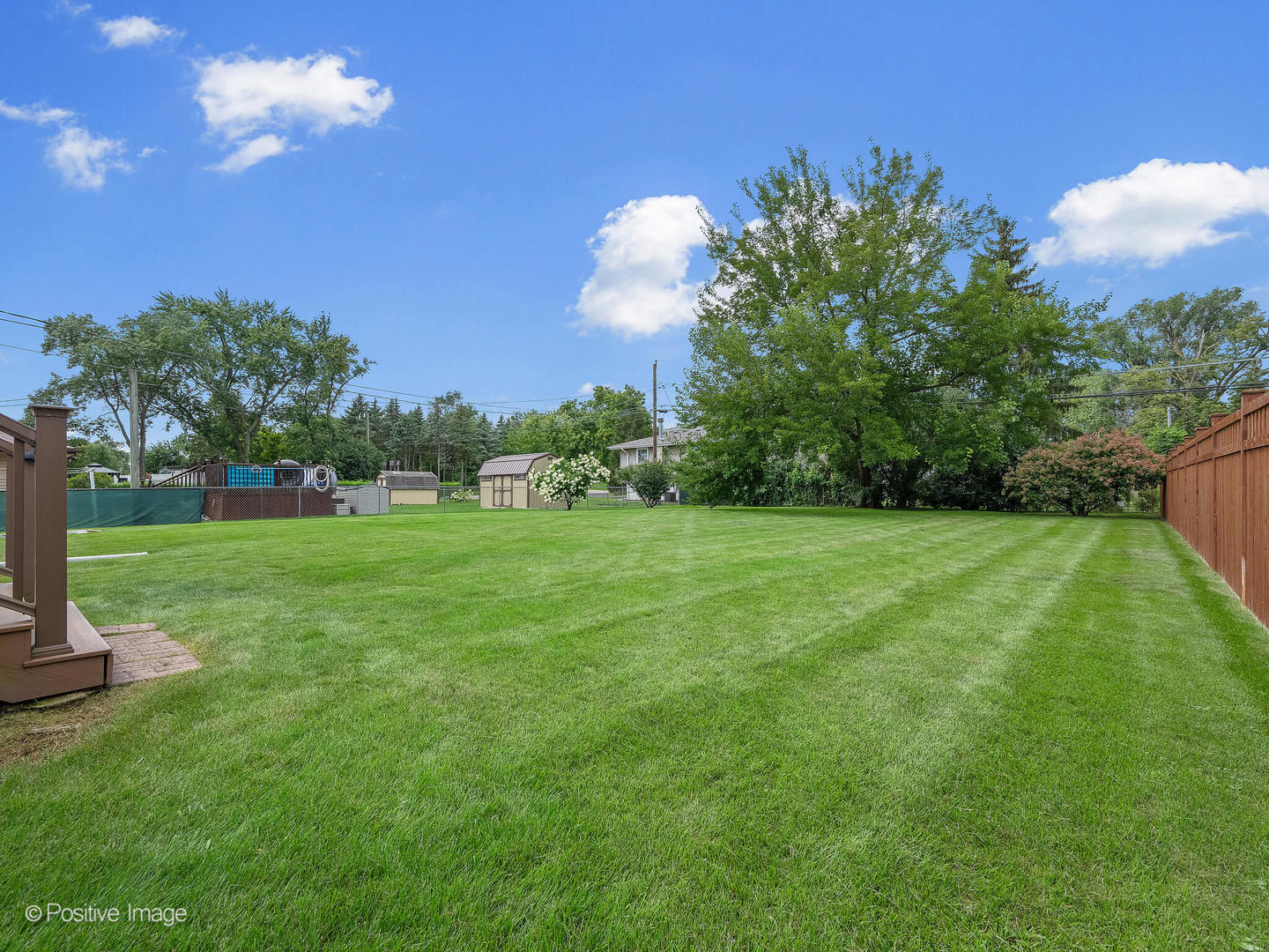 110 Holly Avenue, Darien, IL 60561