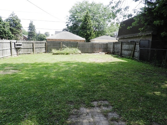 1301 Park Avenue, North Chicago, IL 60064