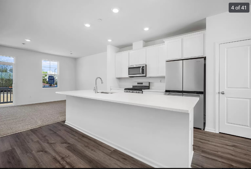 2024 Yellowstone Boulevard #NA, Mundelein, IL 60060