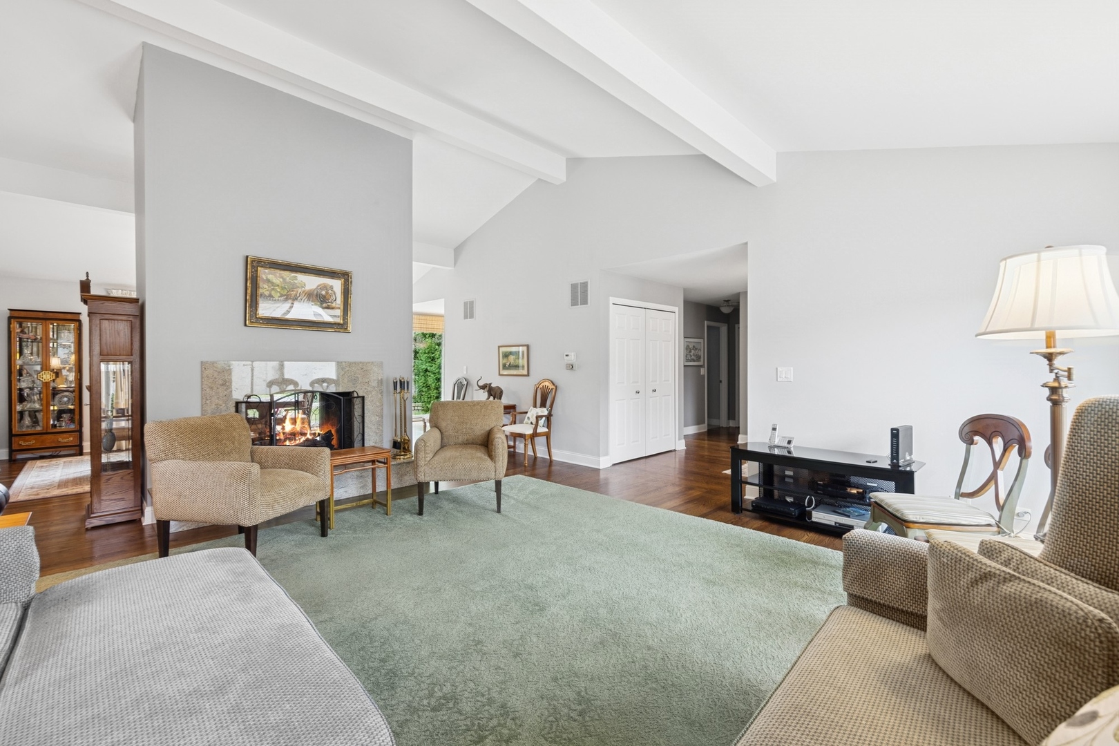 100 Briarwood Circle, Oak Brook, IL 60523