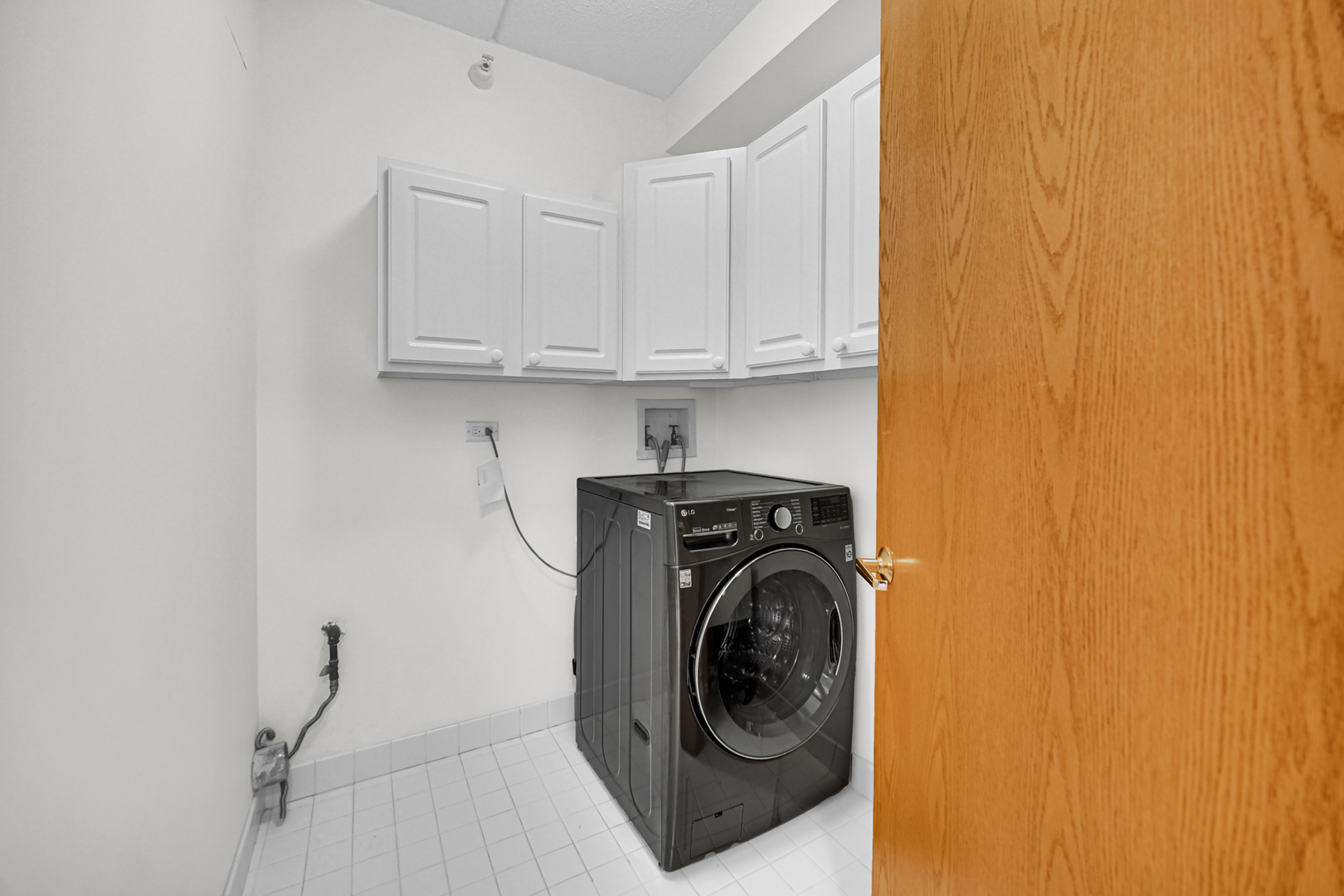 1636 Ashland Avenue #209, Des Plaines, IL 60016