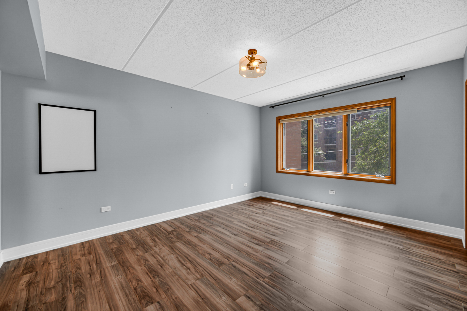 1636 Ashland Avenue #209, Des Plaines, IL 60016