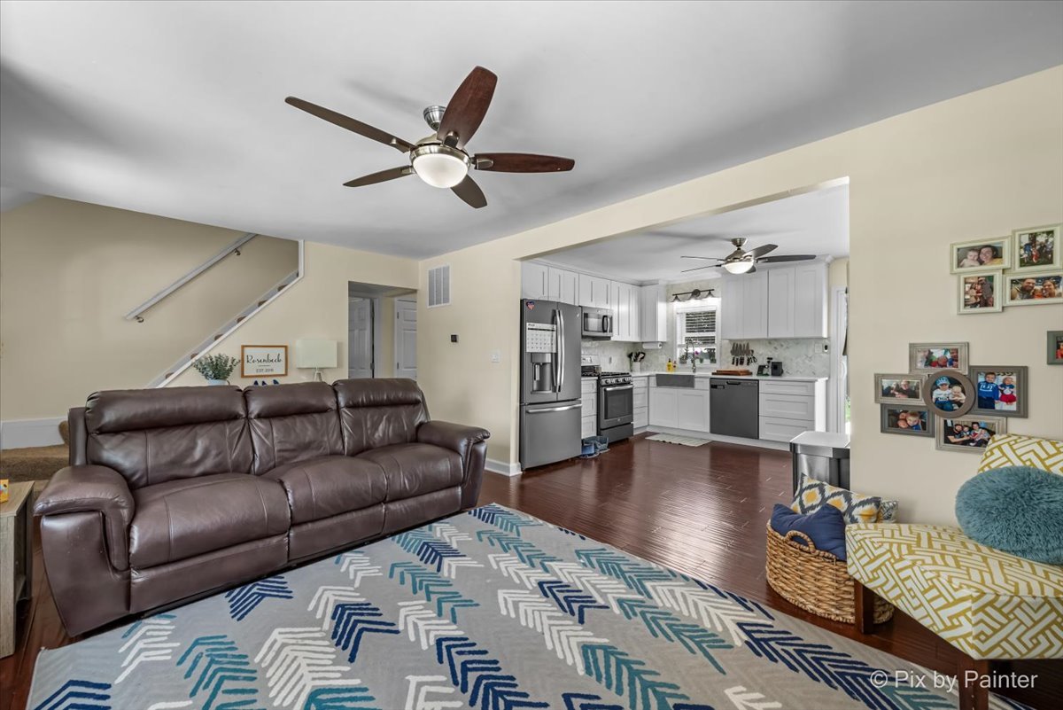 8907 FAIRLANE Drive, Bridgeview, IL 60455