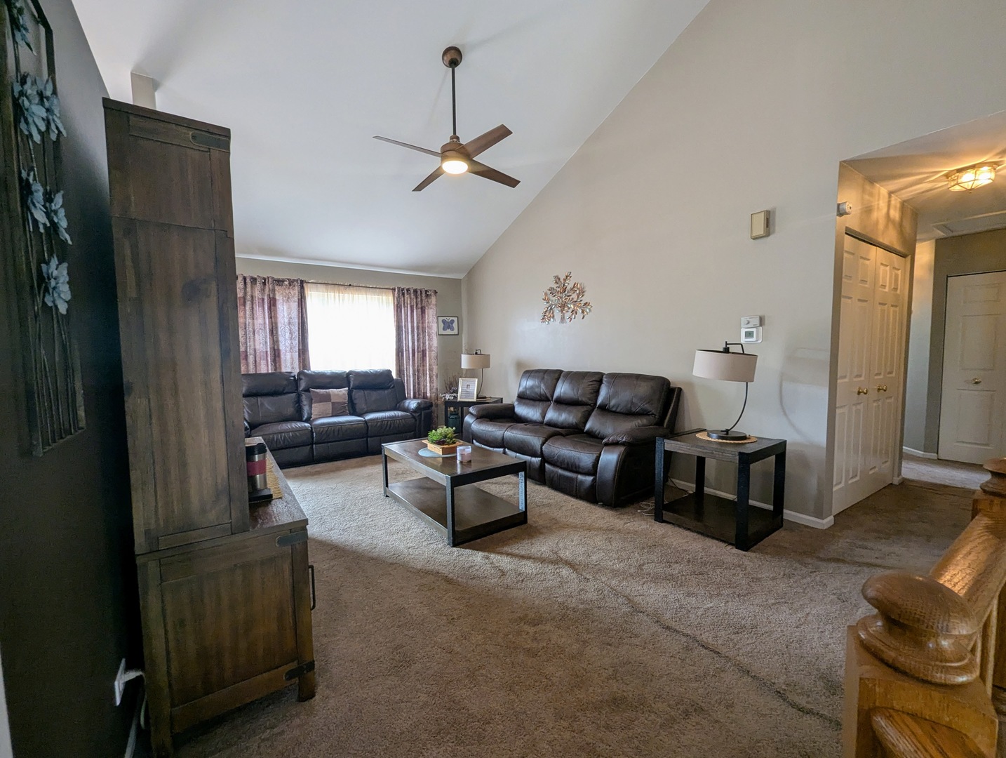 1230 Spring Creek Road, Elgin, IL 60120