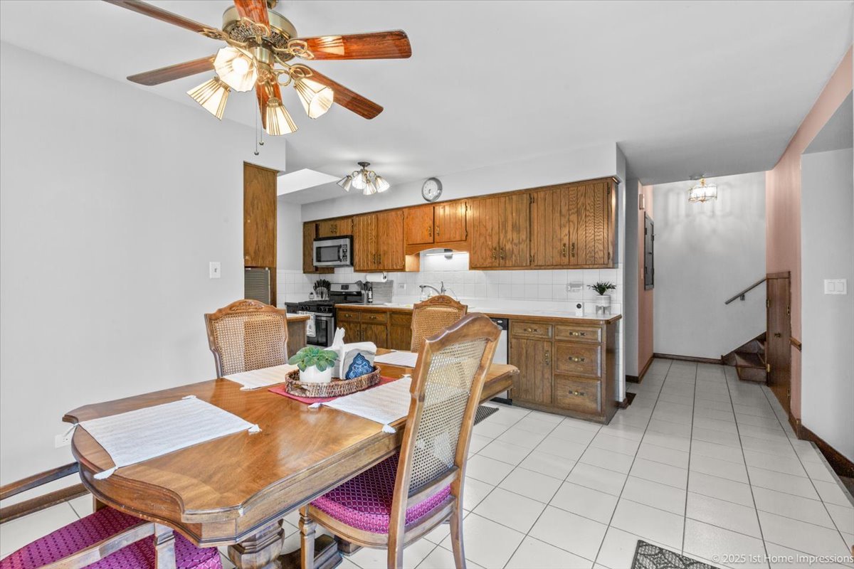 8841 Briarwood Lane, Orland Park, IL 60462