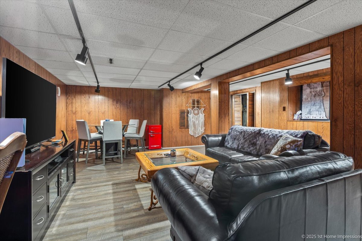 8841 Briarwood Lane, Orland Park, IL 60462