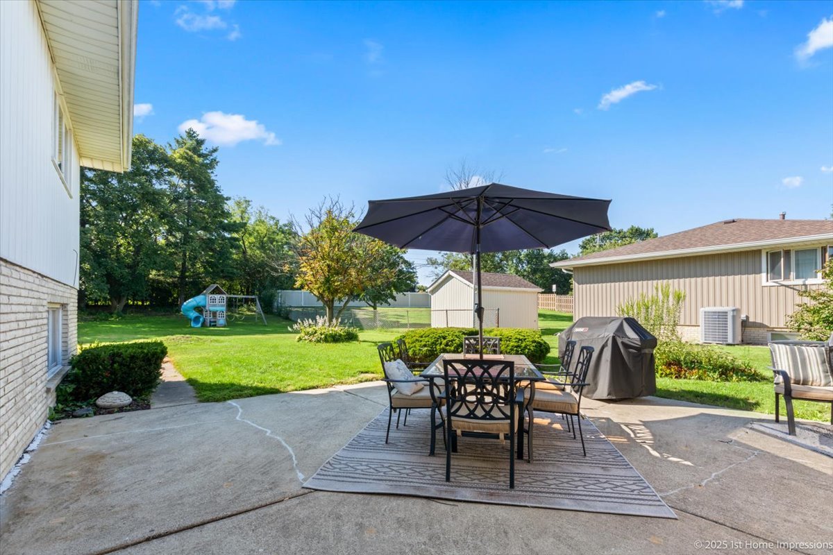 8841 Briarwood Lane, Orland Park, IL 60462