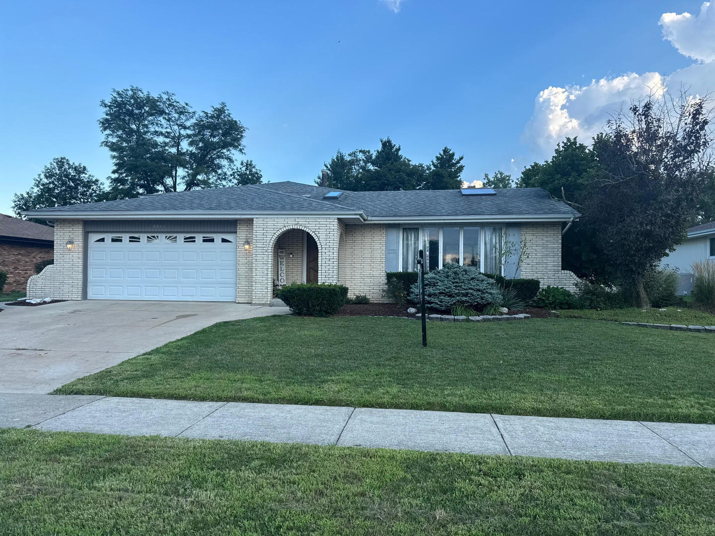 8841 Briarwood Lane, Orland Park, IL 60462