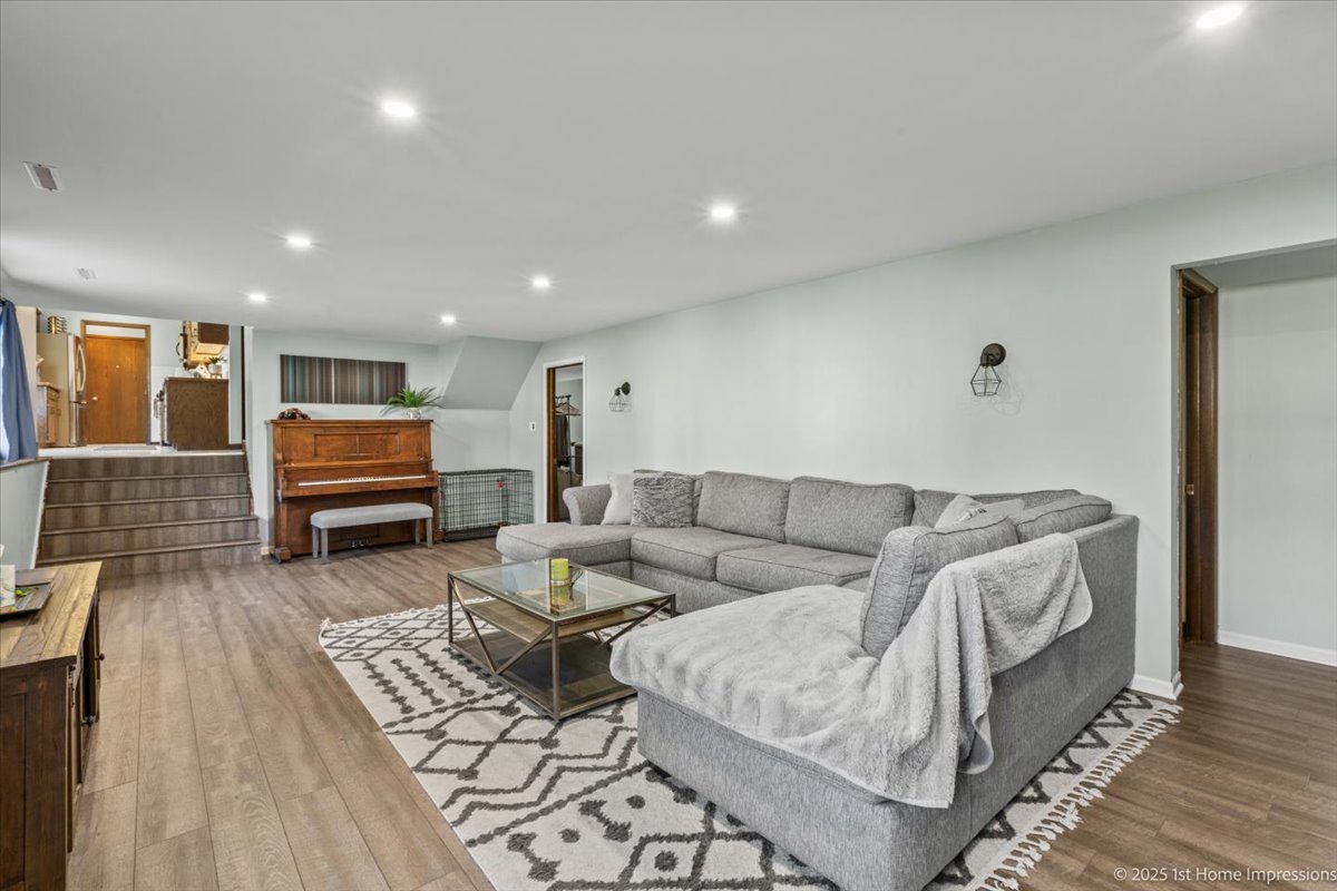 8841 Briarwood Lane, Orland Park, IL 60462