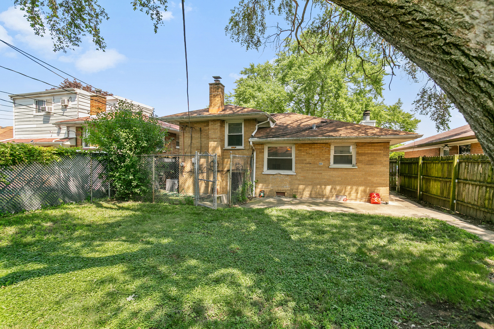 12138 S Elizabeth Street, Chicago, IL 60643