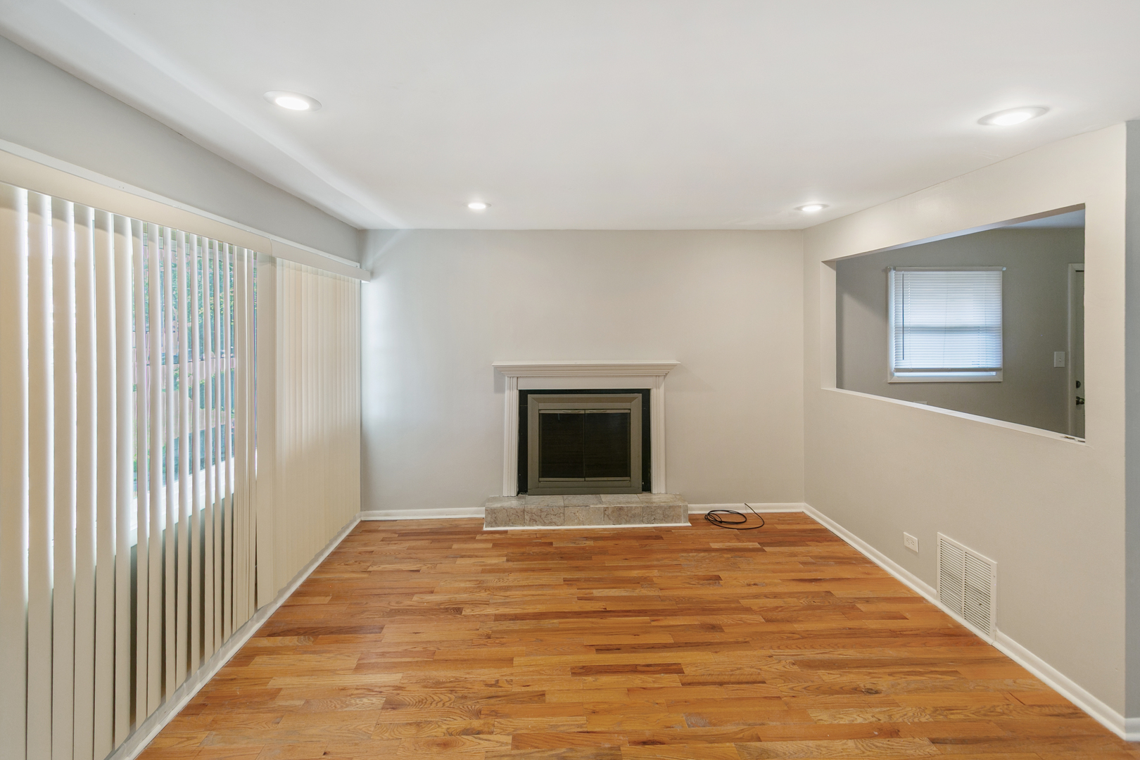 12138 S Elizabeth Street, Chicago, IL 60643