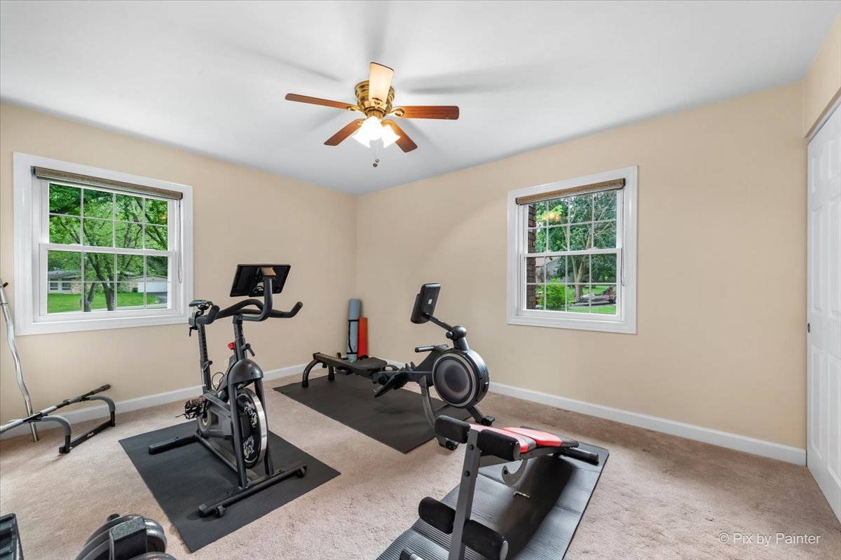 1836 Maple Lane, Sleepy Hollow, IL 60118