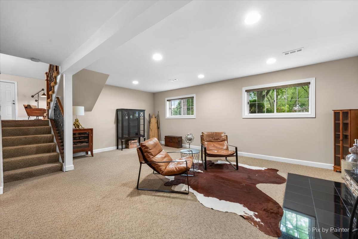 1836 Maple Lane, Sleepy Hollow, IL 60118