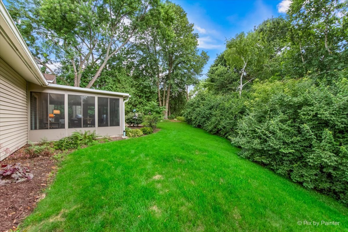 1836 Maple Lane, Sleepy Hollow, IL 60118