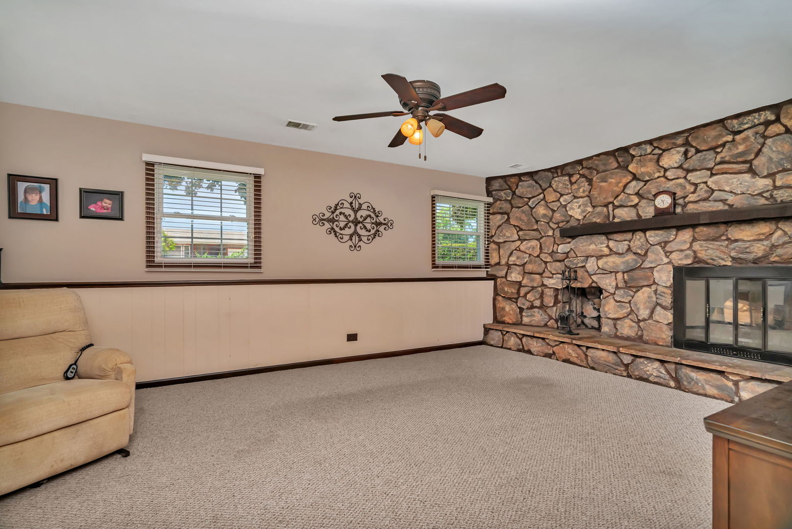 220 Shabbona Drive, Minooka, IL 60447