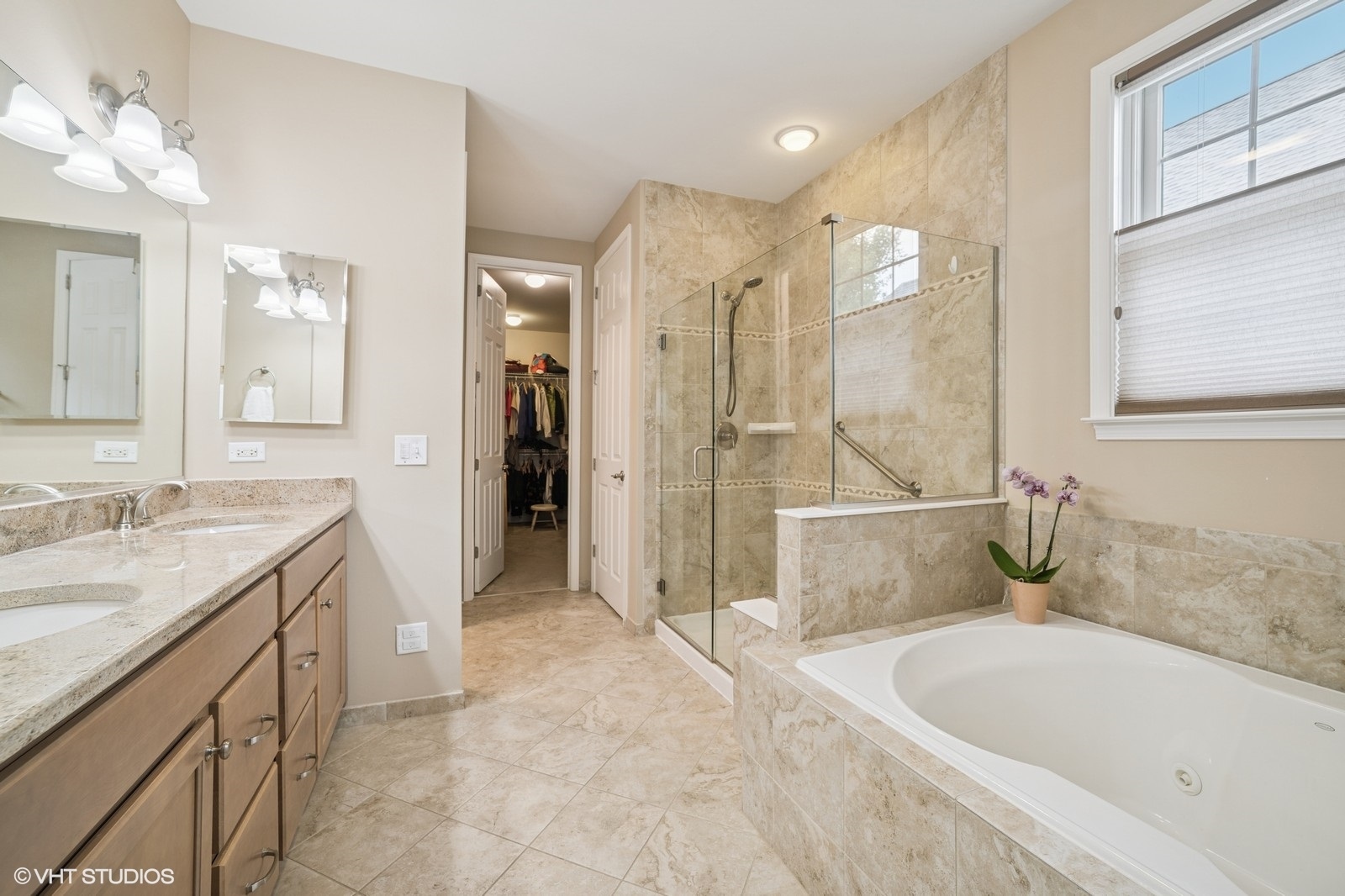 20 Bighorn Court, South Barrington, IL 60010