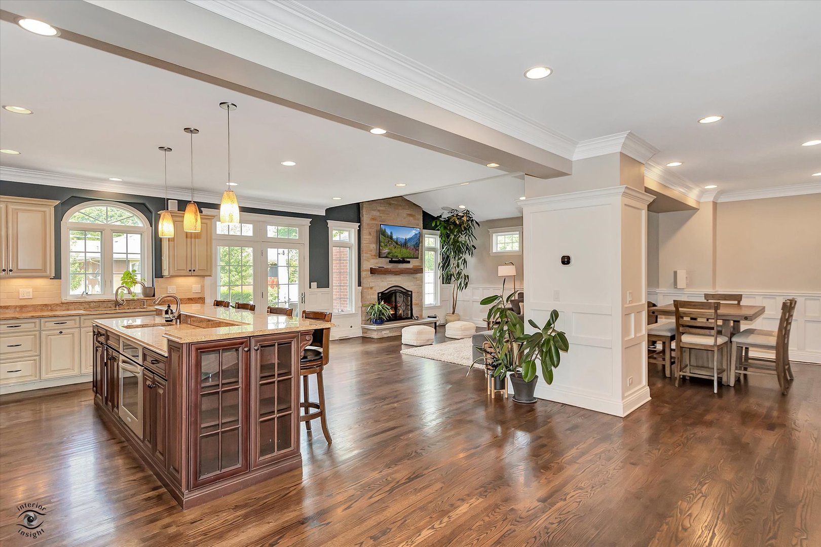 10308 S Keeler Avenue, Oak Lawn, IL 60453