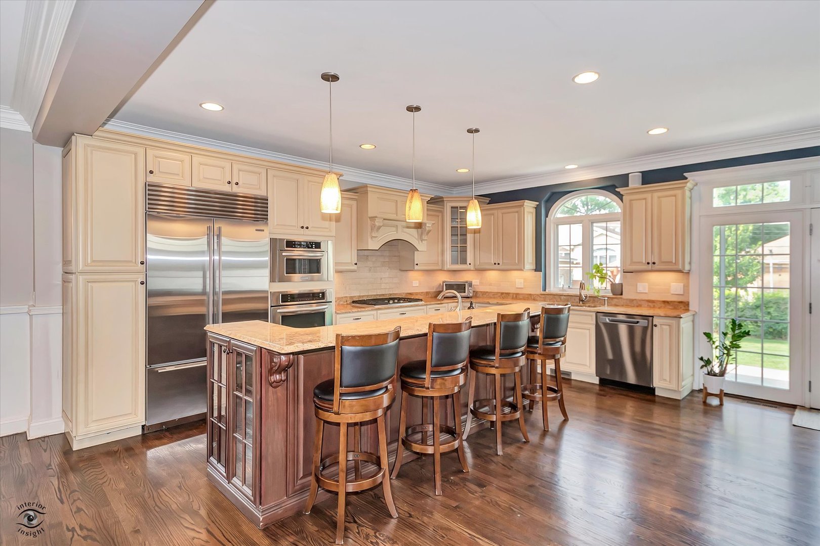 10308 S Keeler Avenue, Oak Lawn, IL 60453