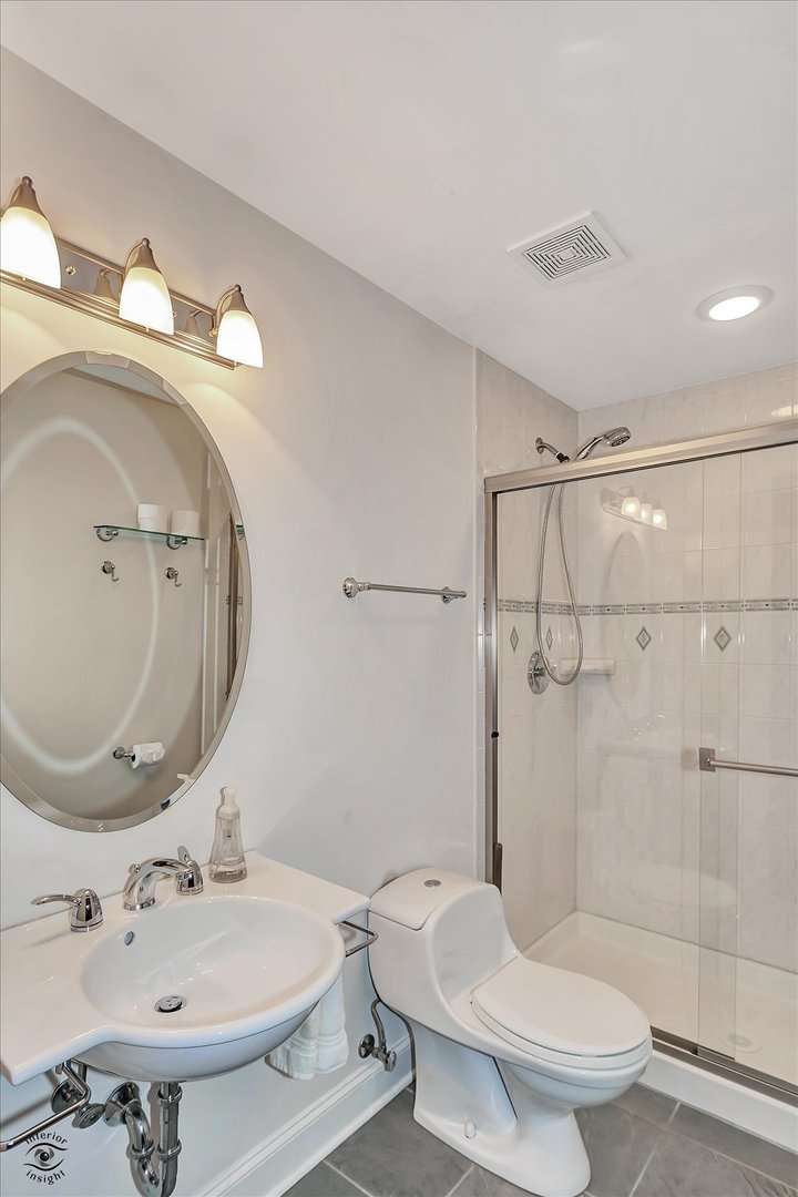 10308 S Keeler Avenue, Oak Lawn, IL 60453