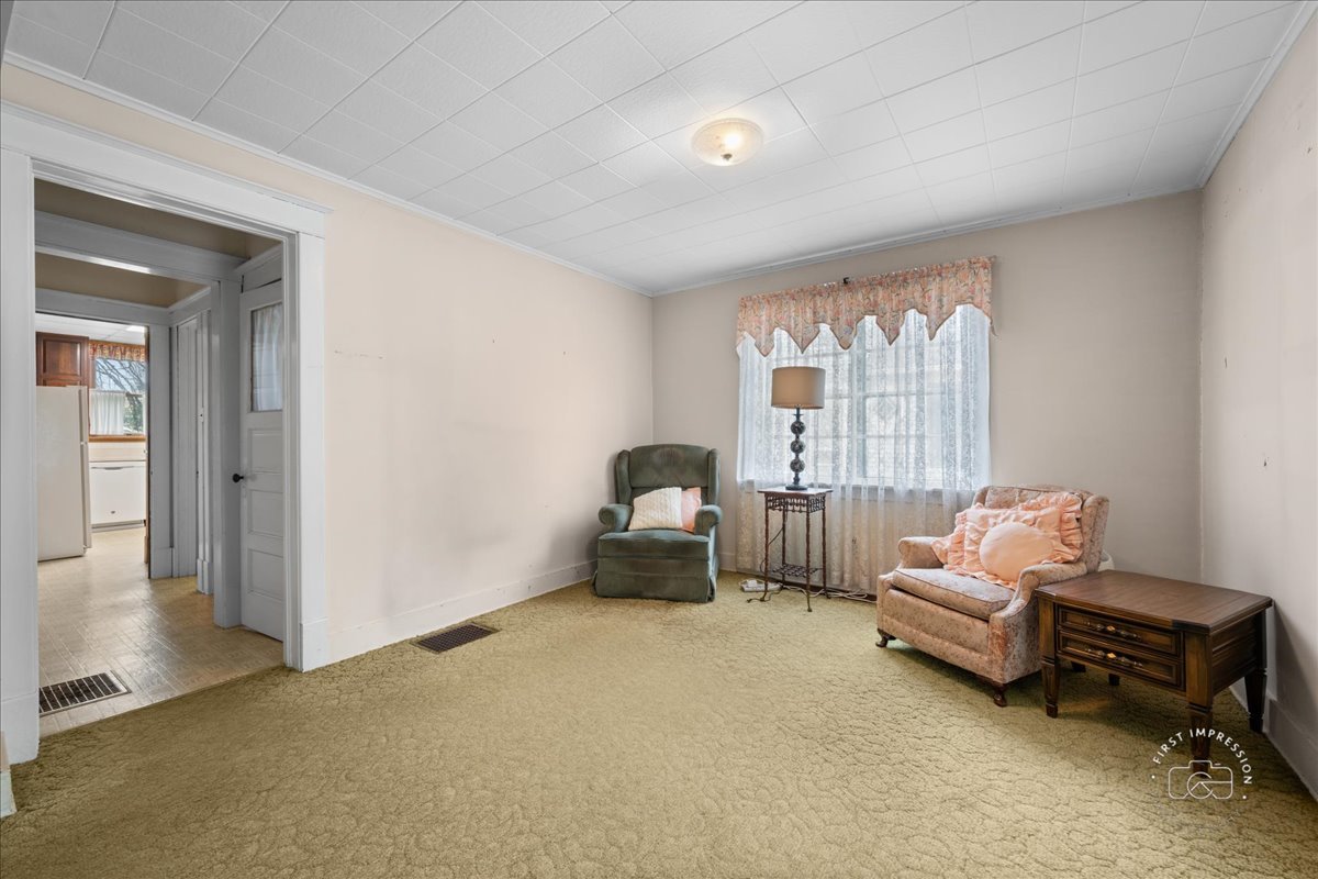 311 North Avenue, Naperville, IL 60540