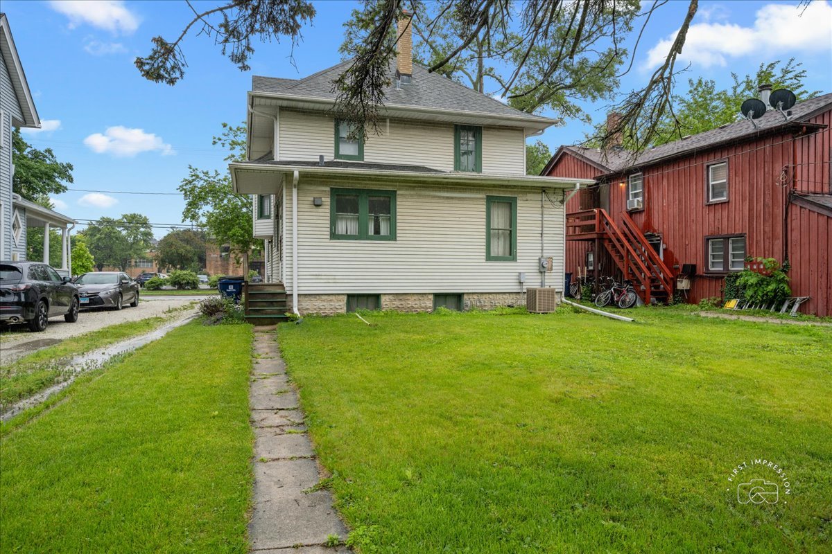 311 North Avenue, Naperville, IL 60540