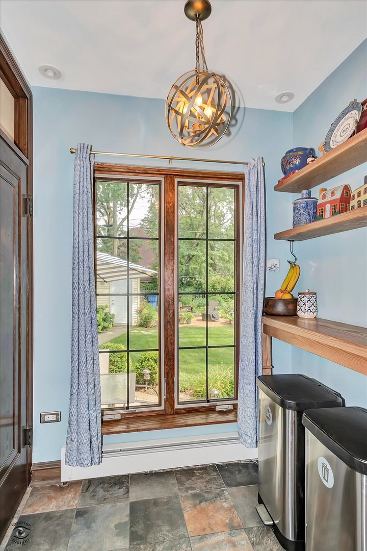 1700 W 106th Street, Chicago, IL 60643