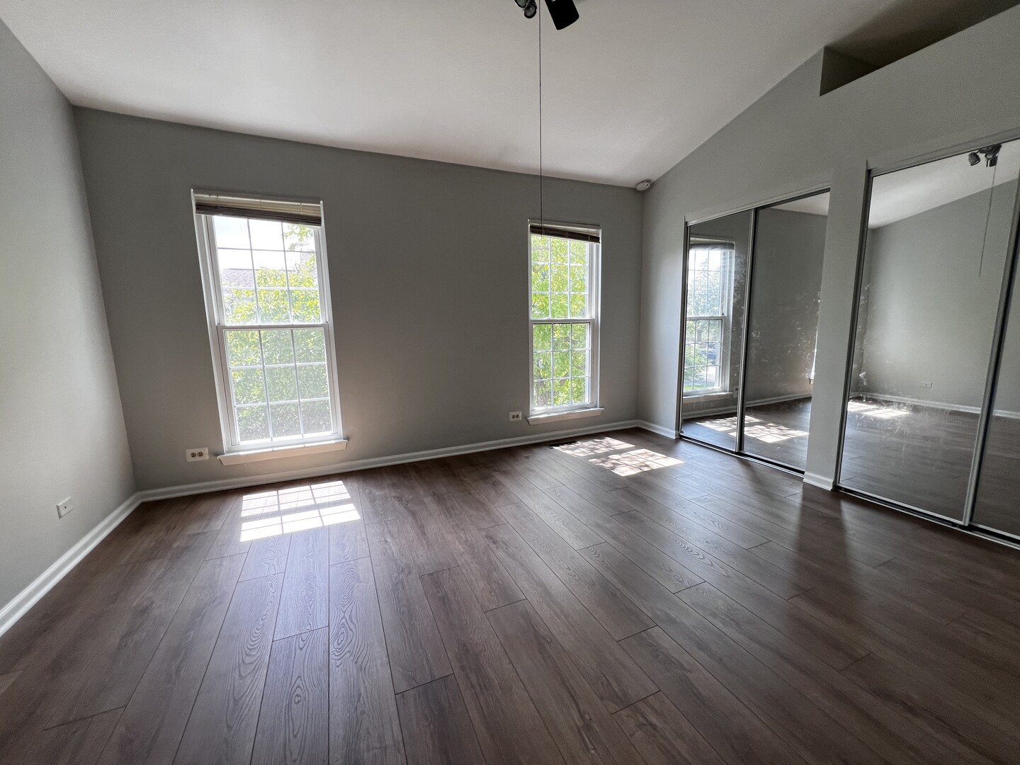 1149 REGENCY Drive #1149, Schaumburg, IL 60193
