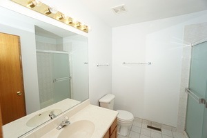 907 ELDERBERRY Circle #111, Naperville, IL 60563