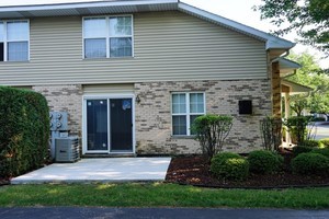907 ELDERBERRY Circle #111, Naperville, IL 60563