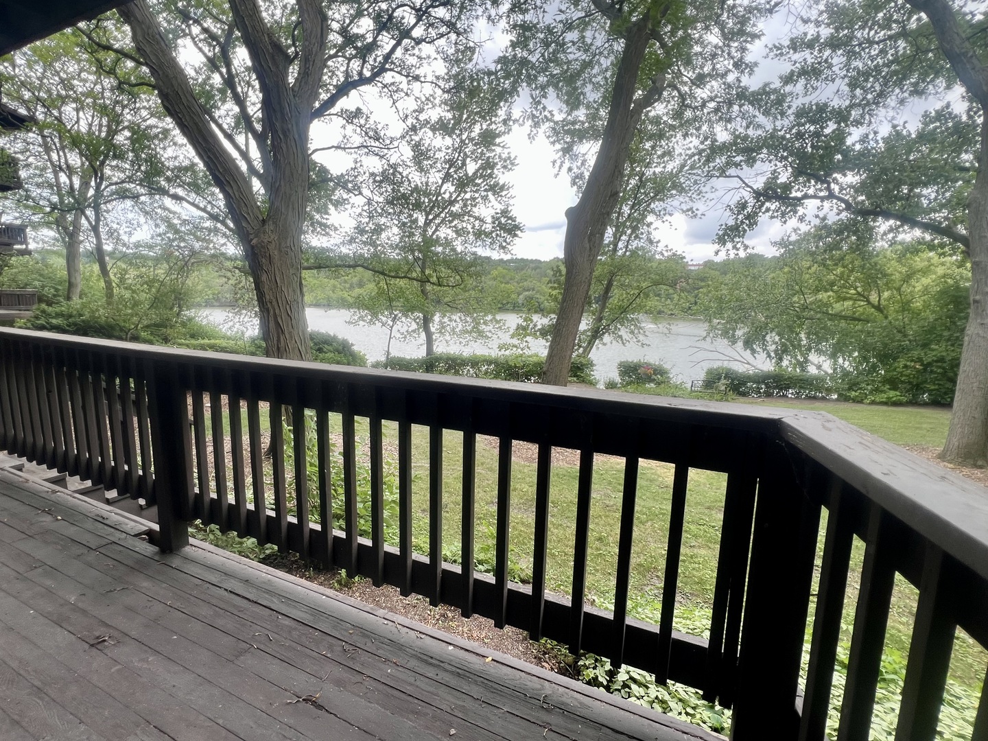 5507 E Lake Drive #101-B, Lisle, IL 60532