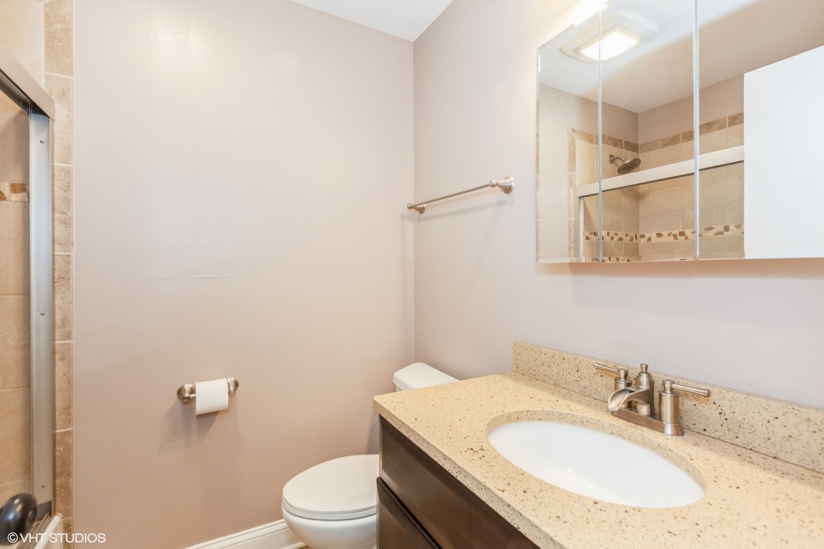 5507 E Lake Drive #101-B, Lisle, IL 60532