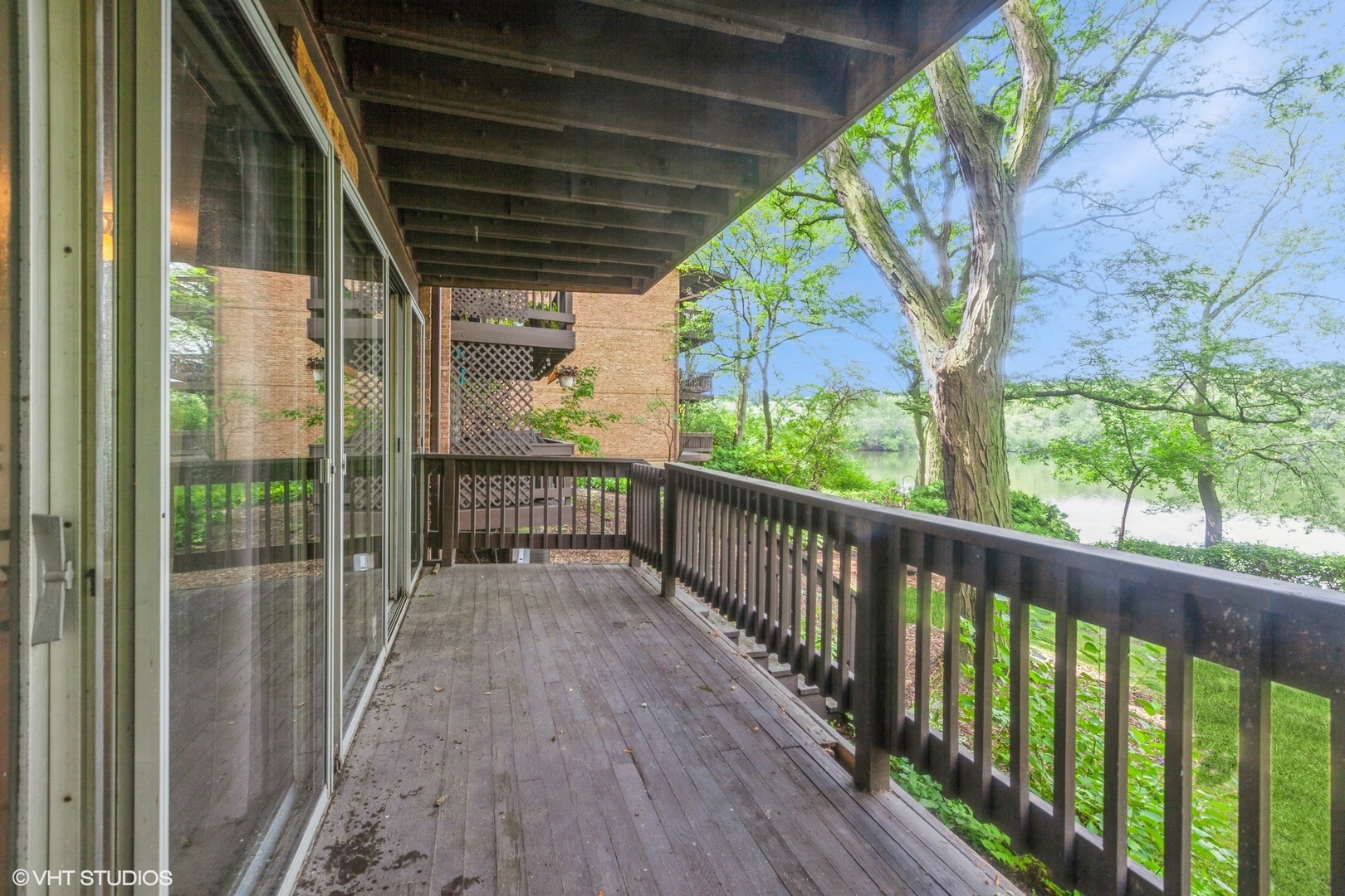 5507 E Lake Drive #101-B, Lisle, IL 60532