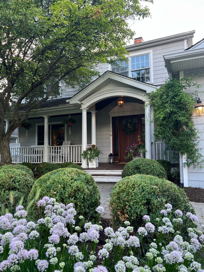 156 Carleton Avenue, Glen Ellyn, IL 60137