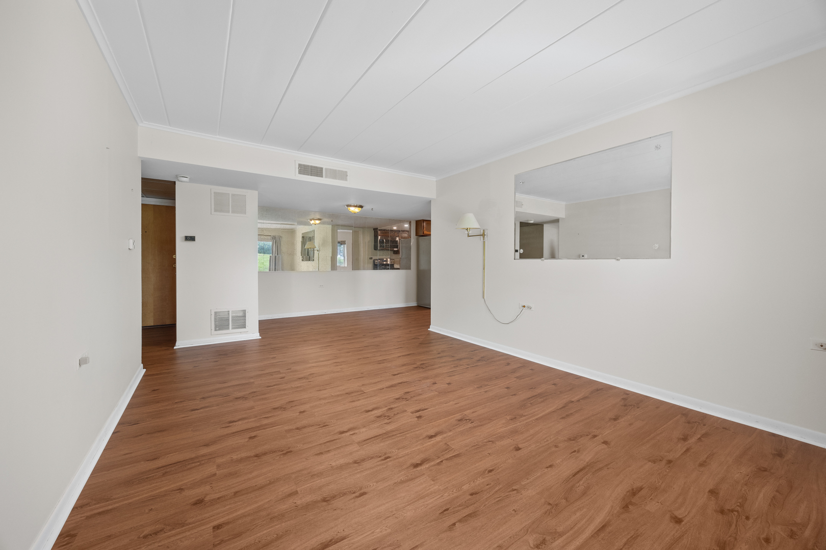 5540 Walnut Avenue #26A, Downers Grove, IL 60515