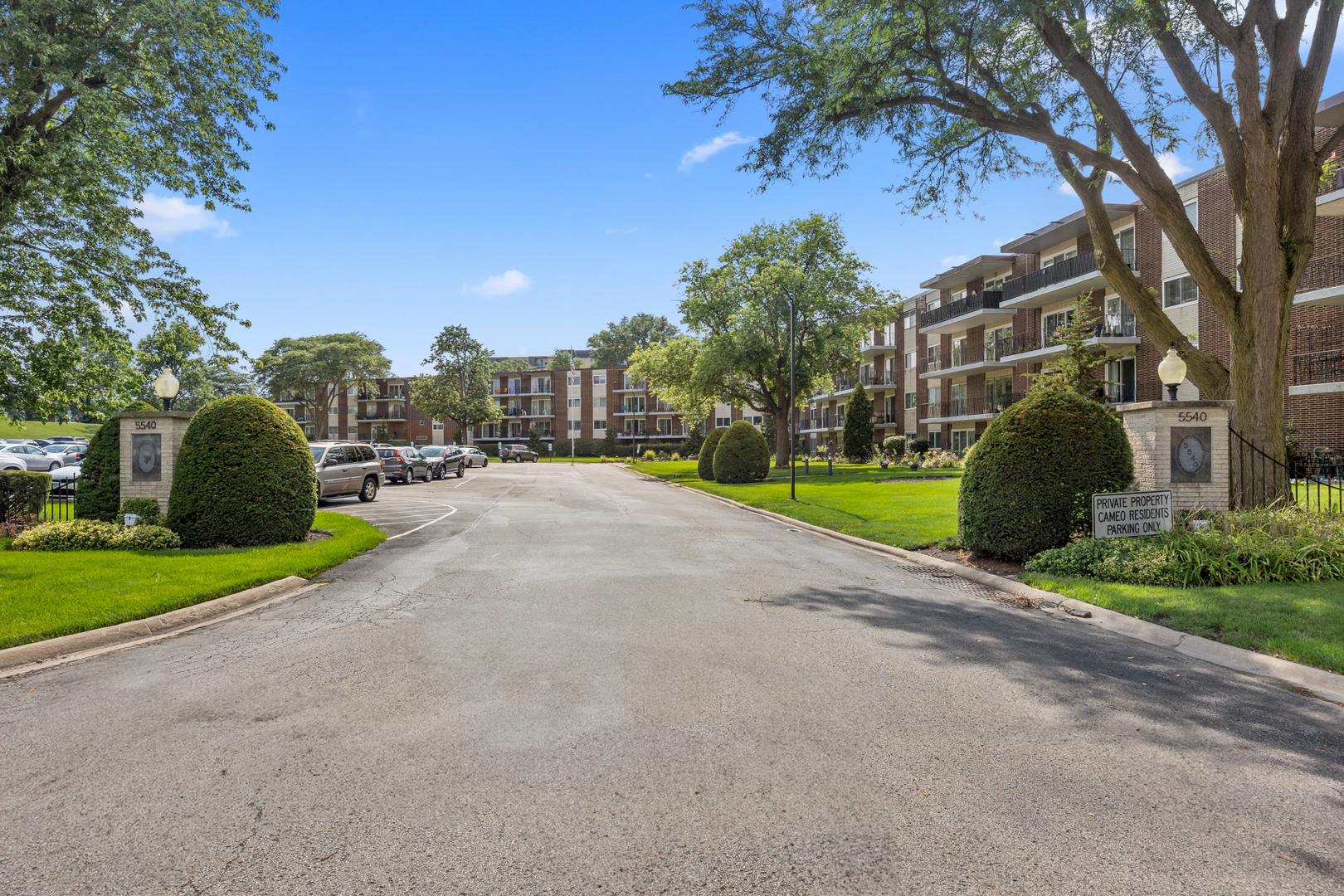 5540 Walnut Avenue #26A, Downers Grove, IL 60515