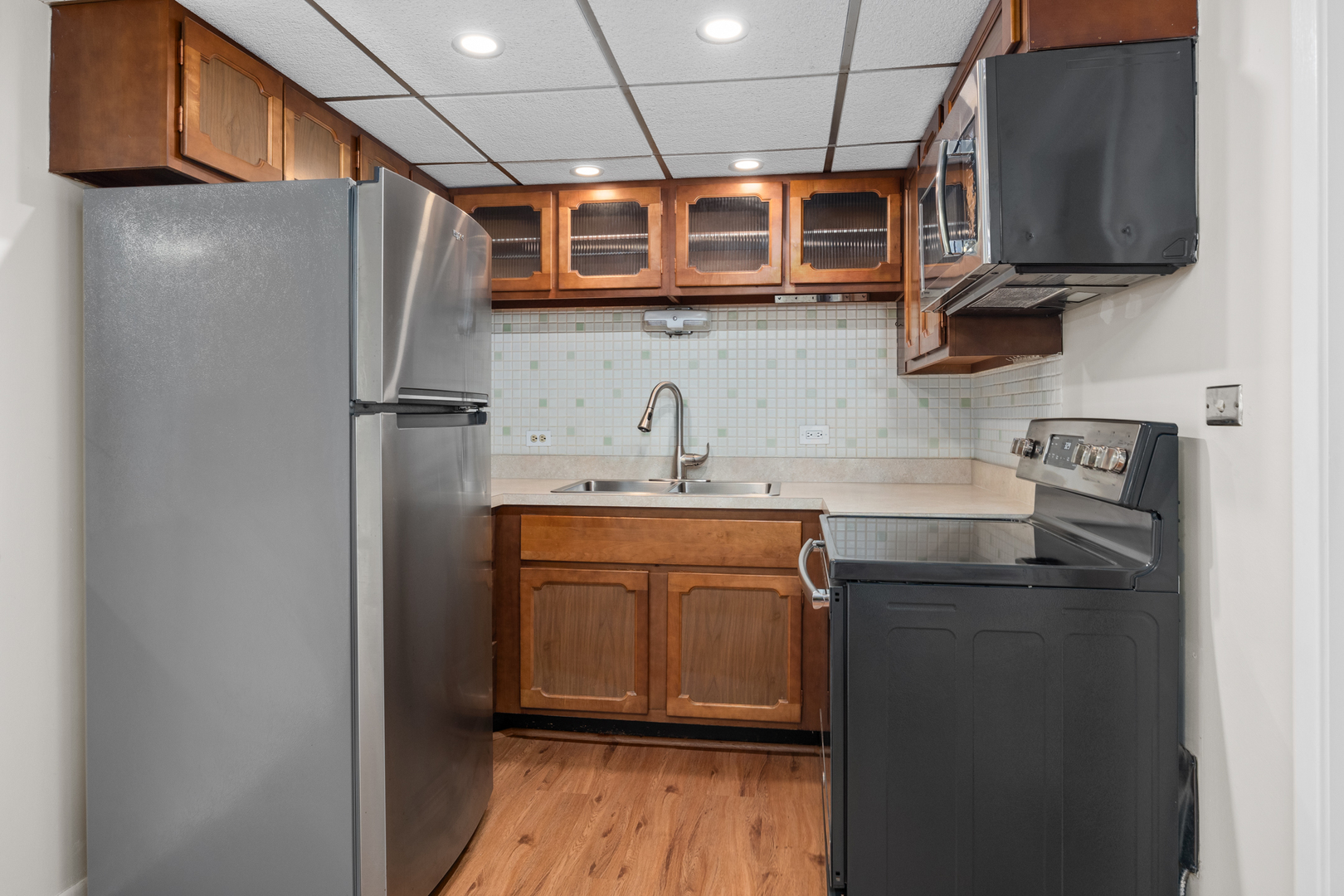 5540 Walnut Avenue #26A, Downers Grove, IL 60515