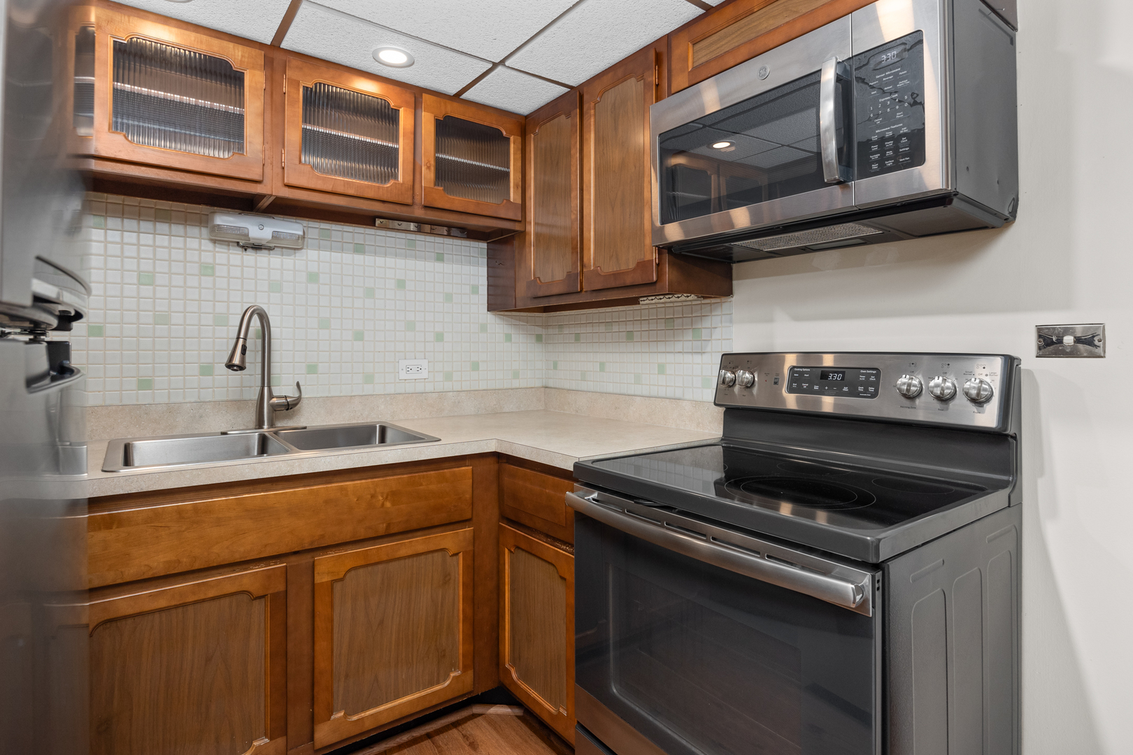 5540 Walnut Avenue #26A, Downers Grove, IL 60515