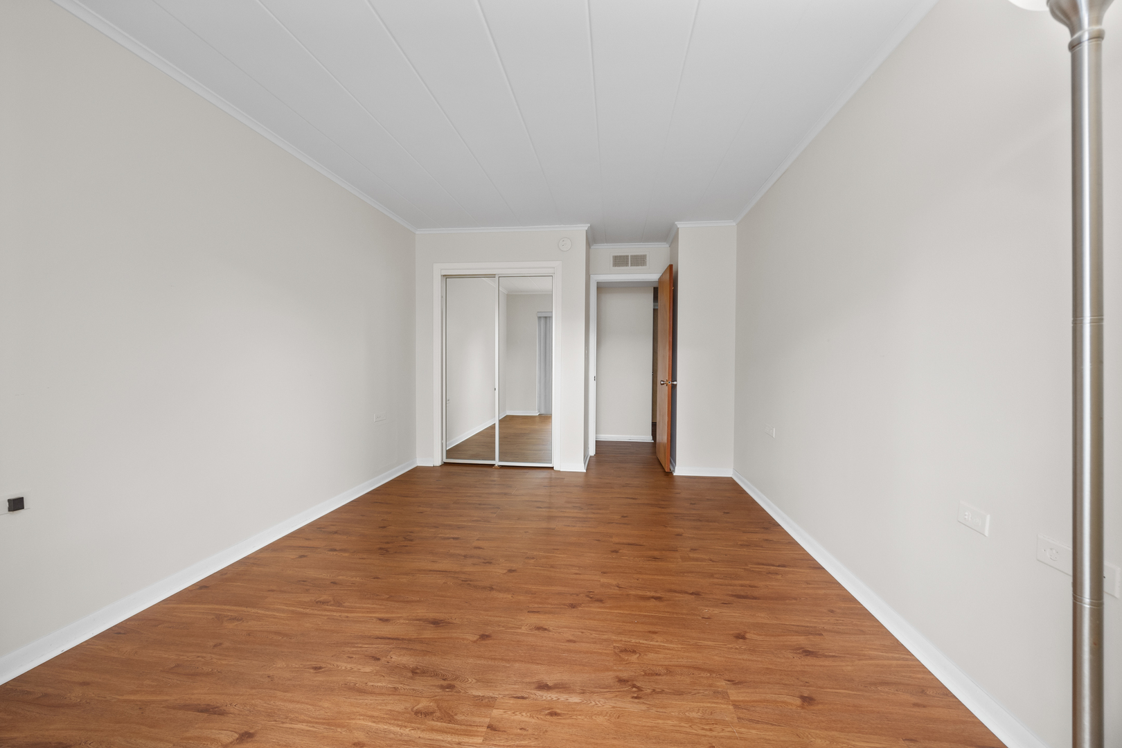 5540 Walnut Avenue #26A, Downers Grove, IL 60515