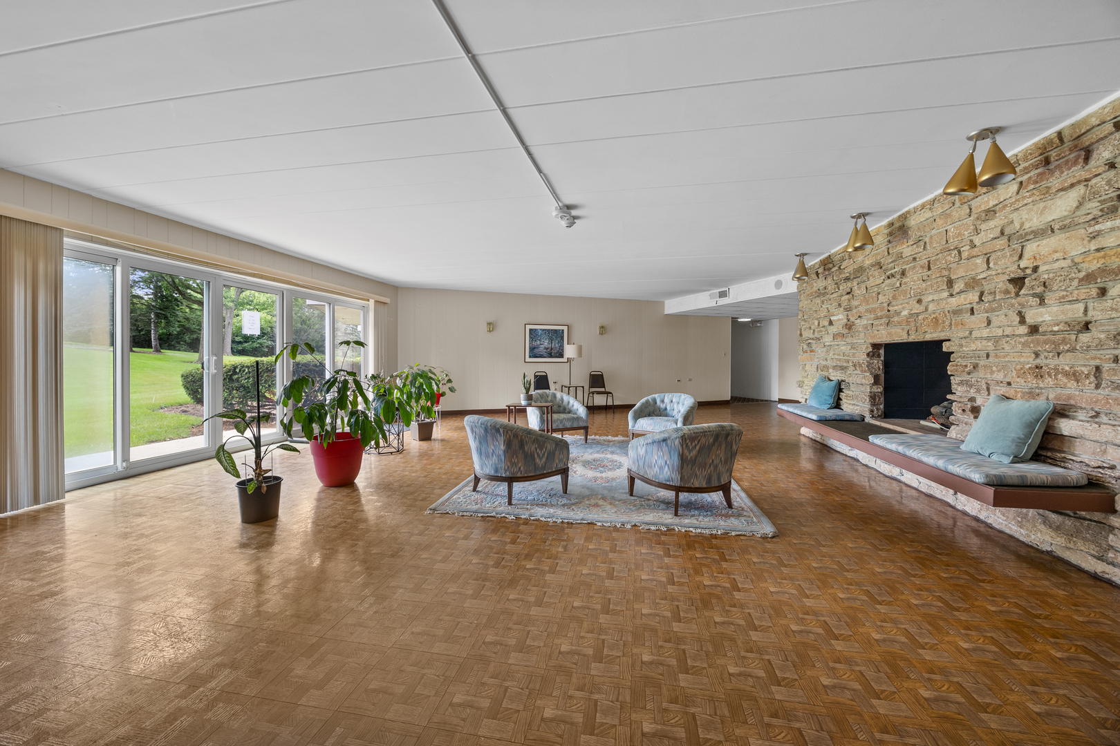 5540 Walnut Avenue #26A, Downers Grove, IL 60515