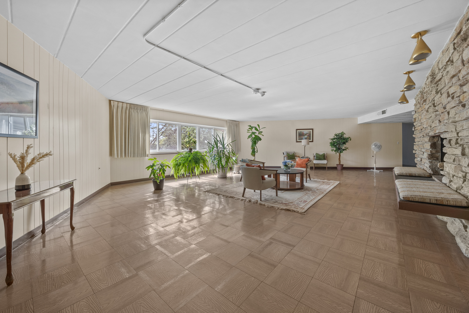 5540 Walnut Avenue #26A, Downers Grove, IL 60515