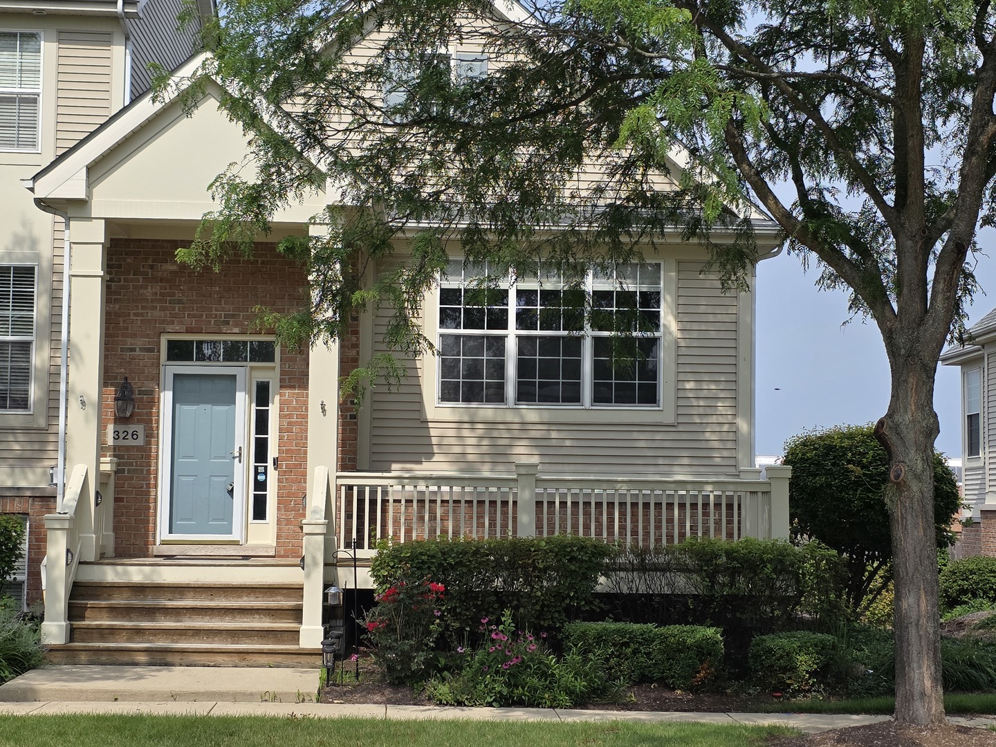 326 Broadmoor Lane #450, Bartlett, IL 60103