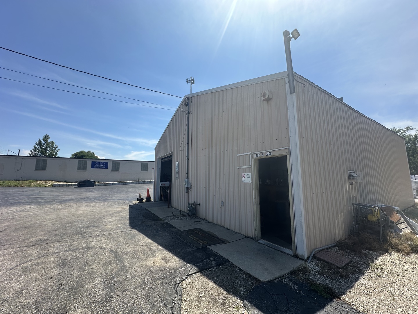 1602 E Cass Street, Joliet, IL 60432