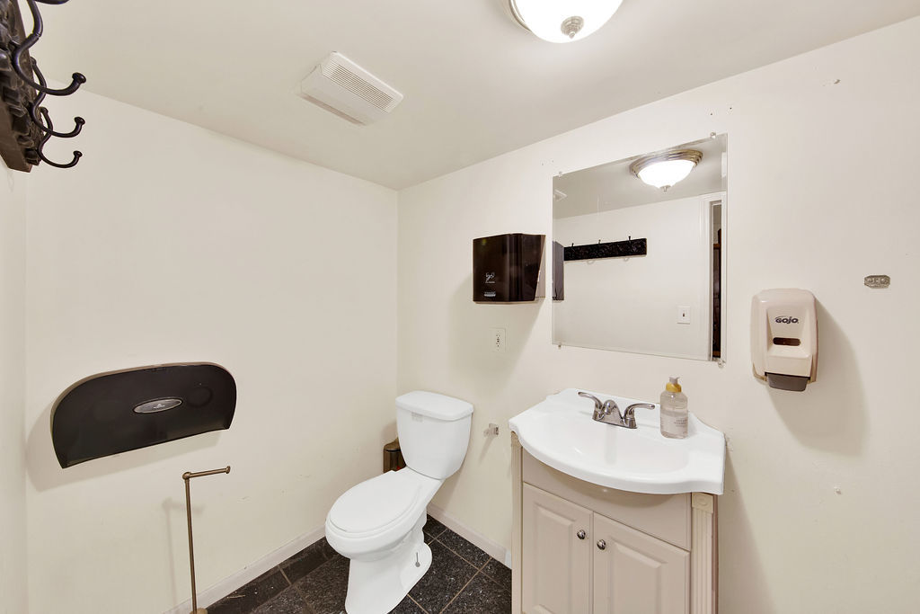 4235 S Archer Avenue, Chicago, IL 60632