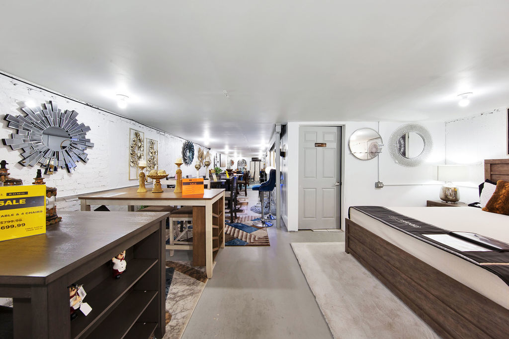 4235 S Archer Avenue, Chicago, IL 60632